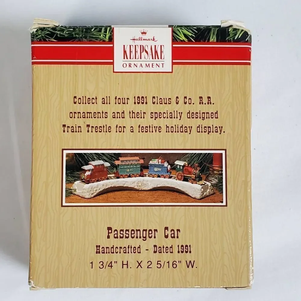 1991 Hallmark Keepsake Ornament Claus & Co. Railroad Passenger Car 3rd in Series